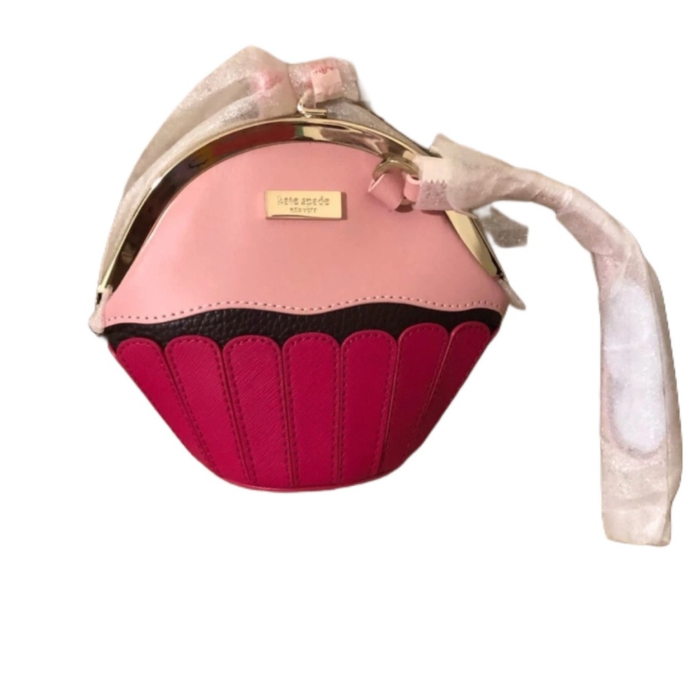 Kate Spade New York Take The Cake Posie Small Wristlet - Picture 2 of 3